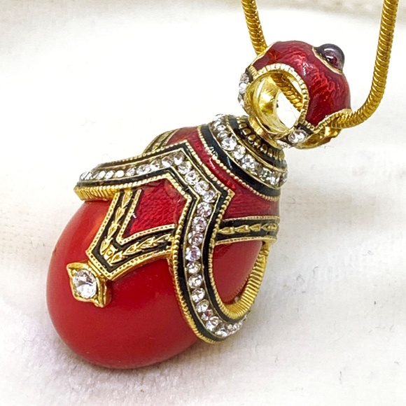 RED CORAL STERLING Silver Art Deco Faberge Enamel Egg Pendant Swarovski Garnet - Picture 2 of 3